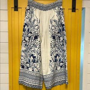 Floral Blue and White Wide-Leg Pants